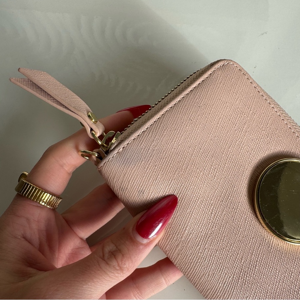 Things Remembered Light Pink & Gold Wallet - Picture 3 of 7